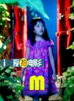 美女扒开腿露内裤免费看